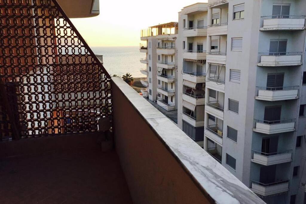 Ari'S Apartment Vlorë Exteriör bild
